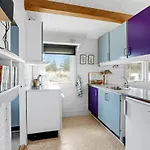 2 Bedroom Beautiful In *