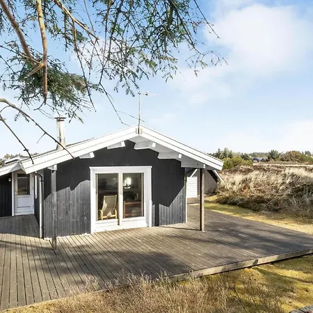 Feriehus 2 Bedroom Beautiful In