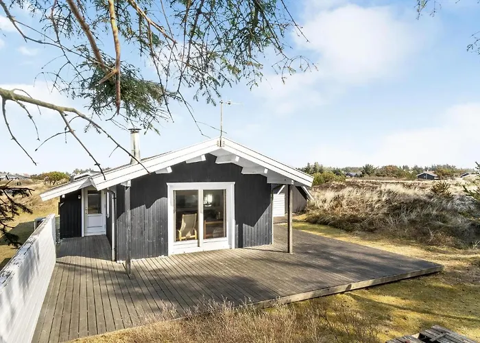 Feriehus 2 Bedroom Beautiful In